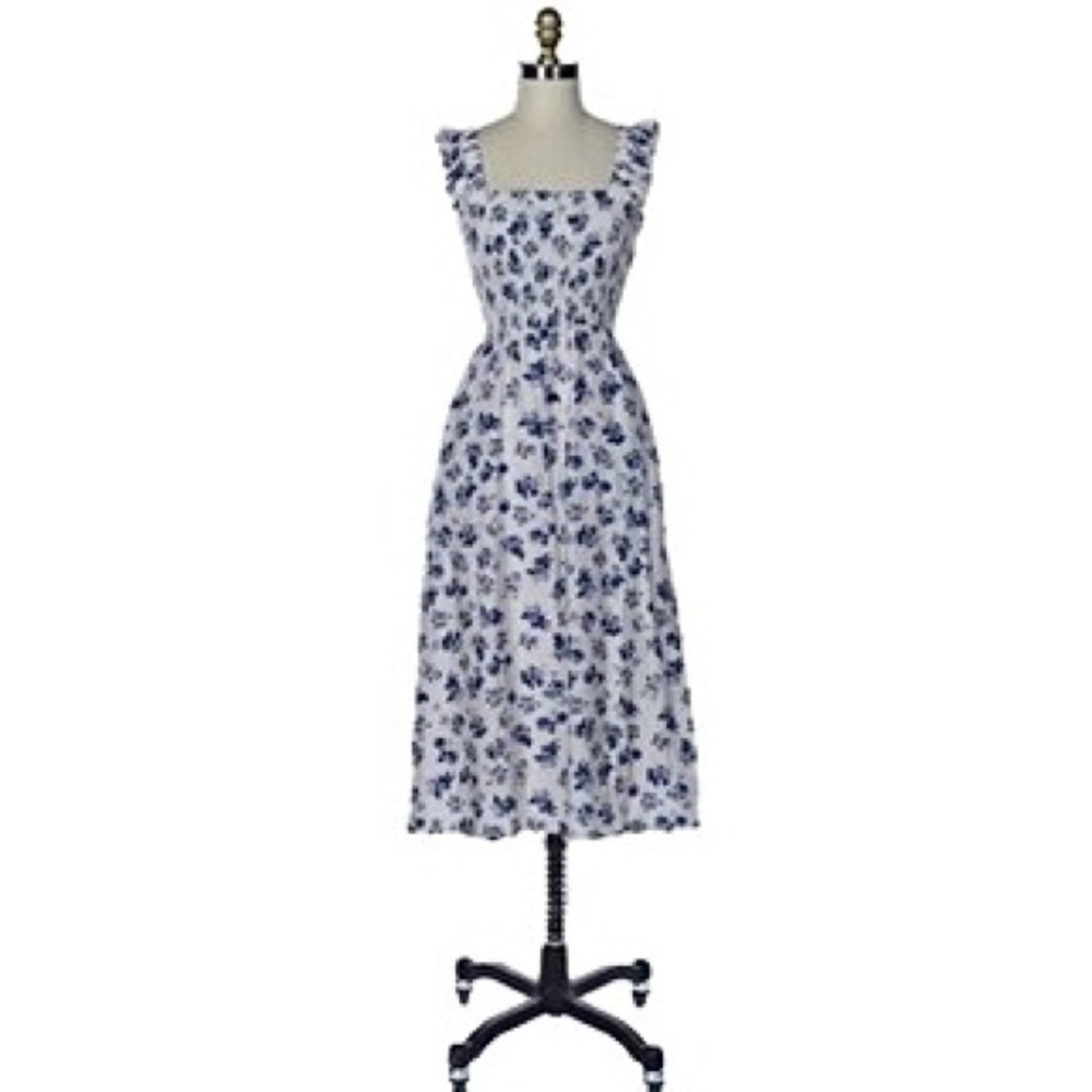 NWT Lola Grace Floral Smocked Midi Dress